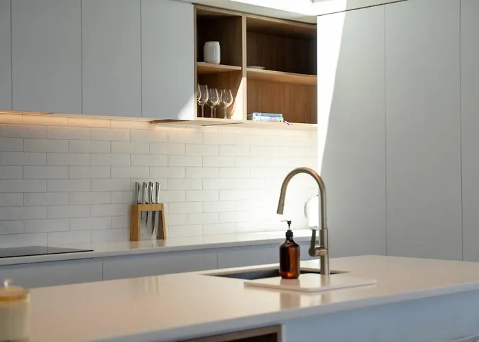 Holiday home Miharo Mountain Haven | Mountain Views & Outdoor Fire Wanaka